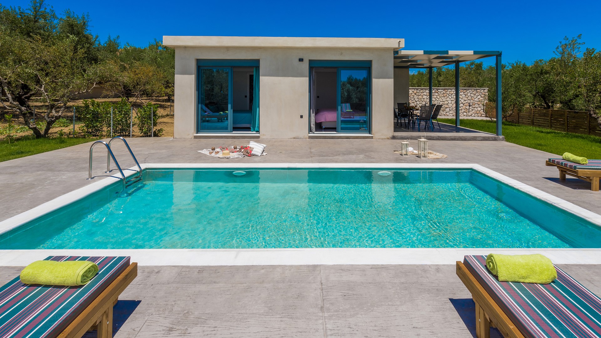 celosia Natura Verde Villas Zante zakynthos Greece